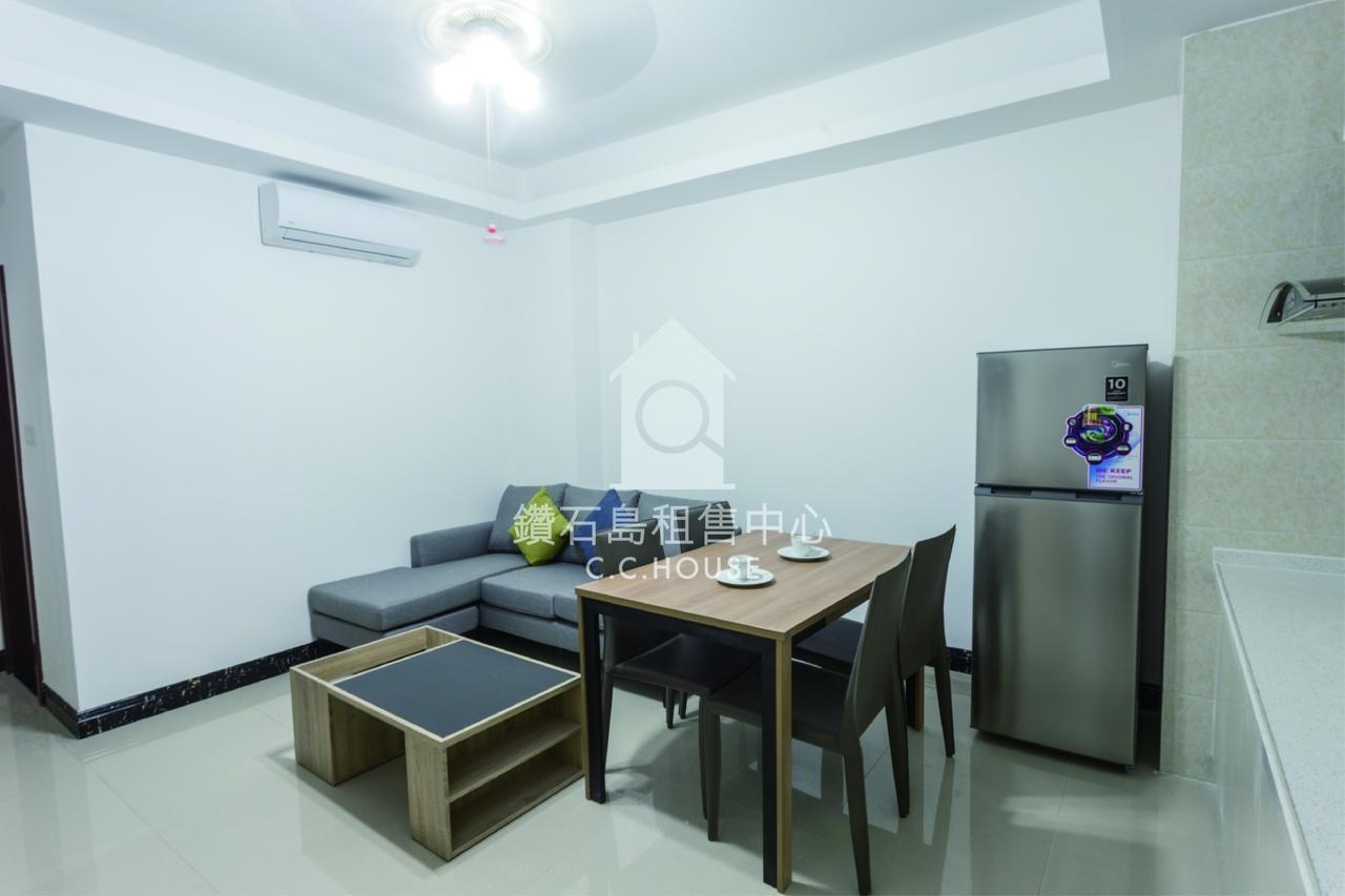 钻石名邸 Diamond One Hotel And Serviced Apartment Phnom-Penh Buitenkant foto