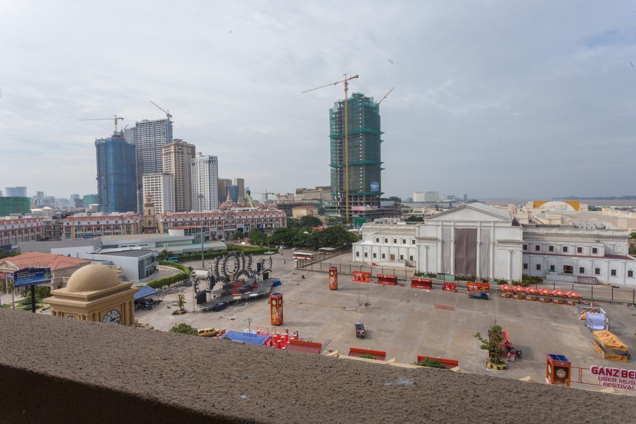 钻石名邸 Diamond One Hotel And Serviced Apartment Phnom-Penh Buitenkant foto