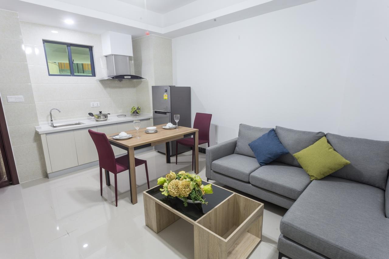 钻石名邸 Diamond One Hotel And Serviced Apartment Phnom-Penh Buitenkant foto