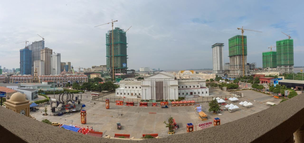 钻石名邸 Diamond One Hotel And Serviced Apartment Phnom-Penh Buitenkant foto