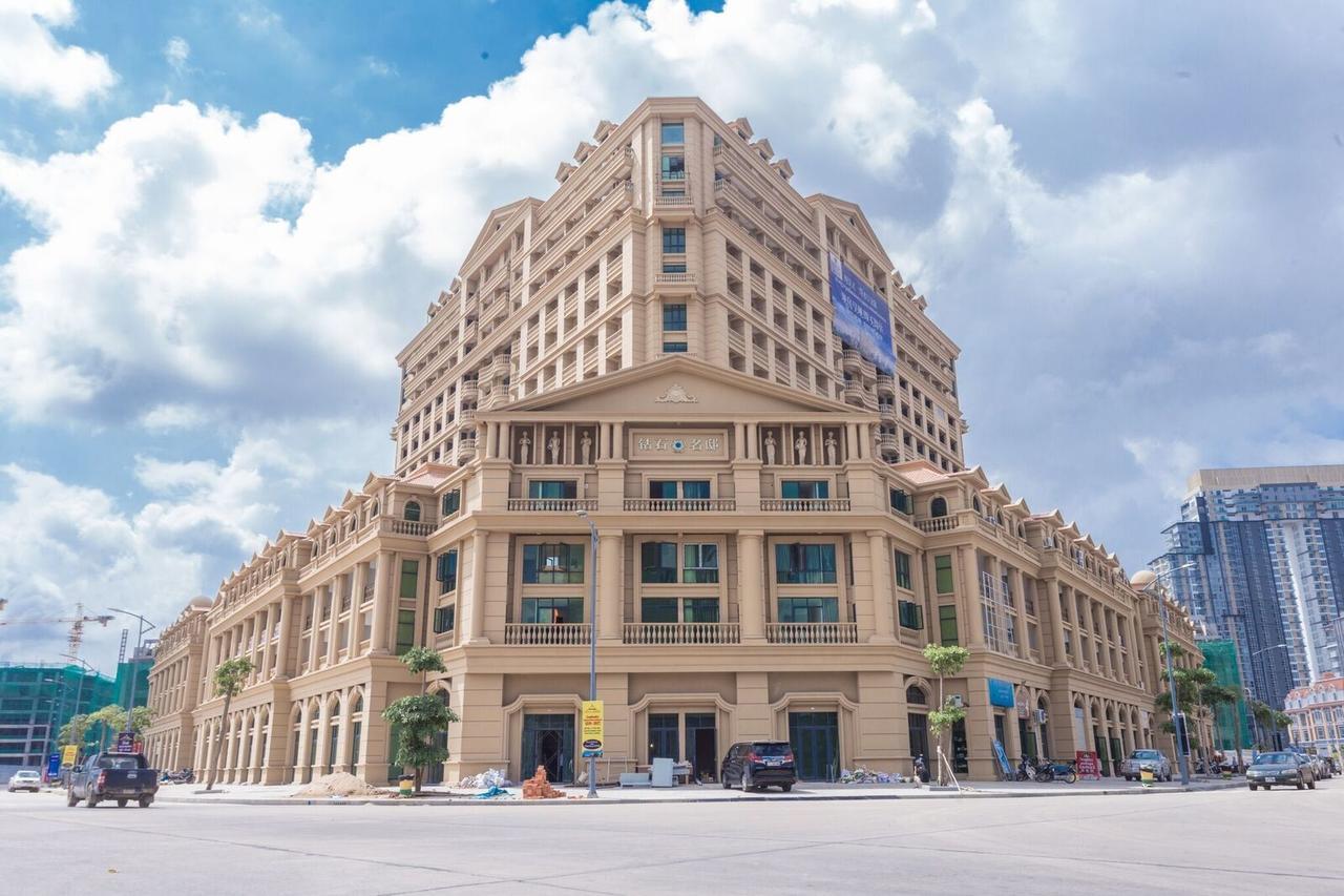 钻石名邸 Diamond One Hotel And Serviced Apartment Phnom-Penh Buitenkant foto